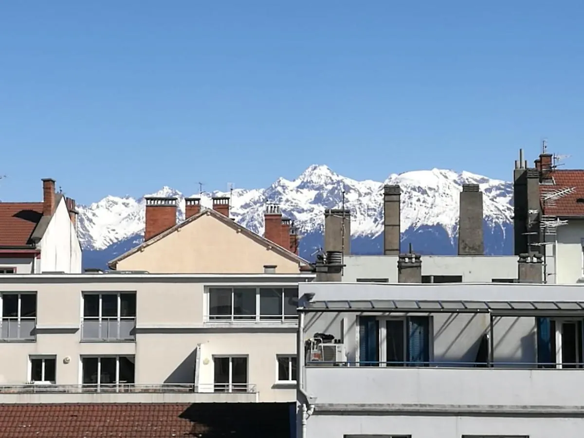Nicolas Iii, Parking Prive, Clim, Balcon Grenoble Apartment