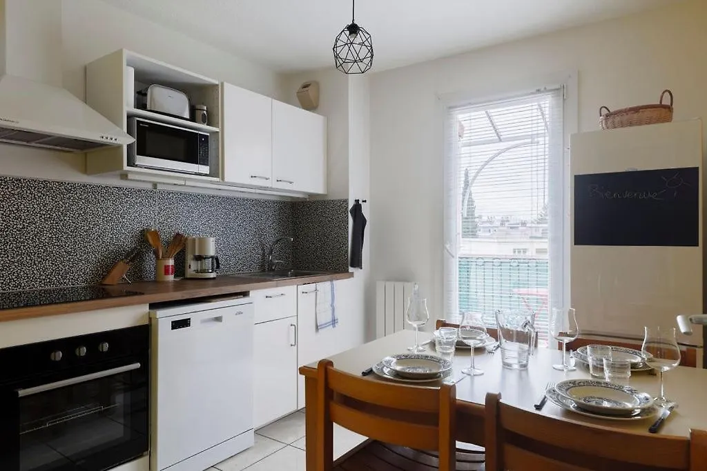 Nicolas Iii, Parking Prive, Clim, Balcon Grenoble Apartment